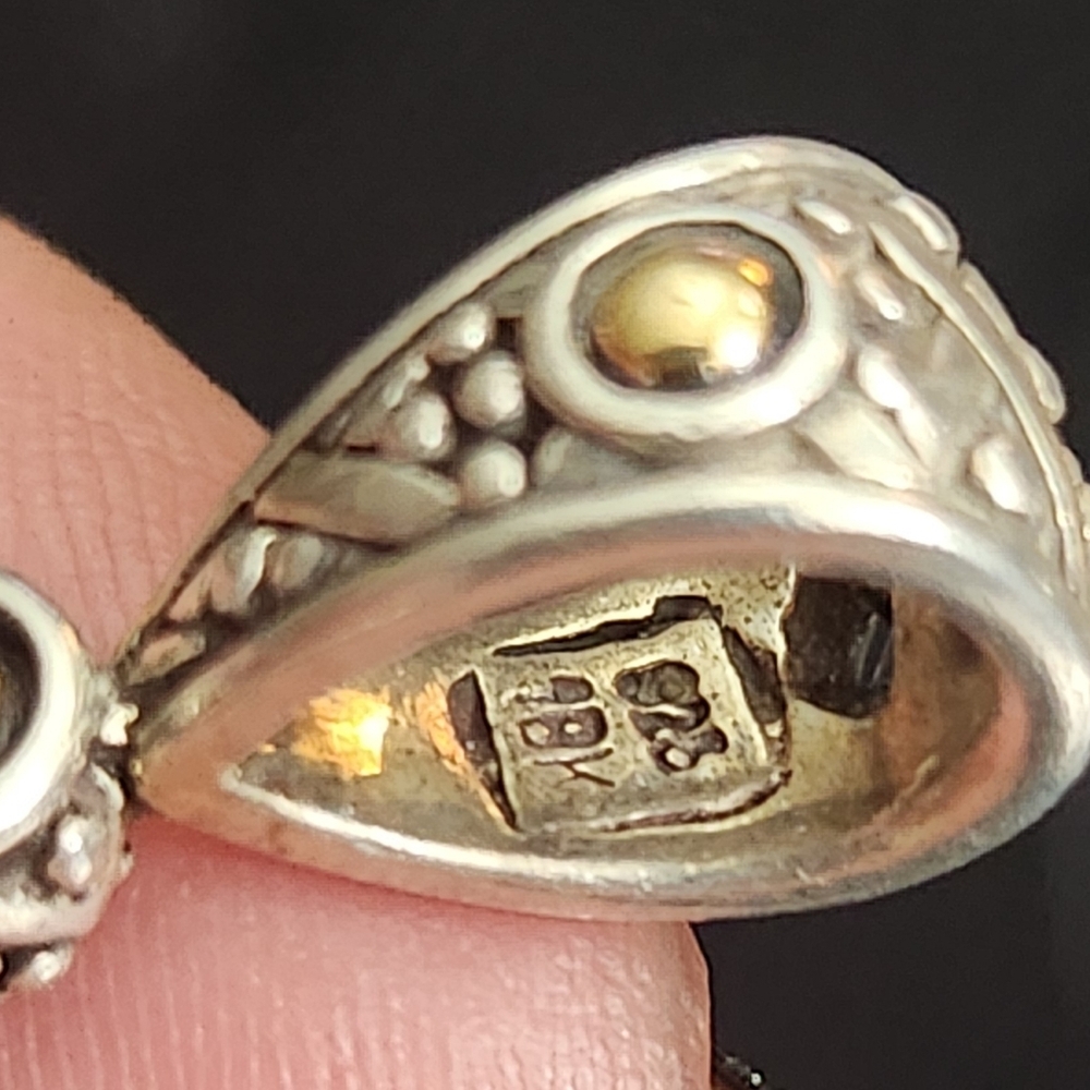 John Hardy From the Batu Sari Collection Sterling Silver & 18K - Picture 4 of 6